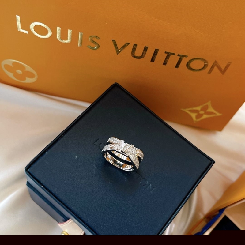 LV Rings